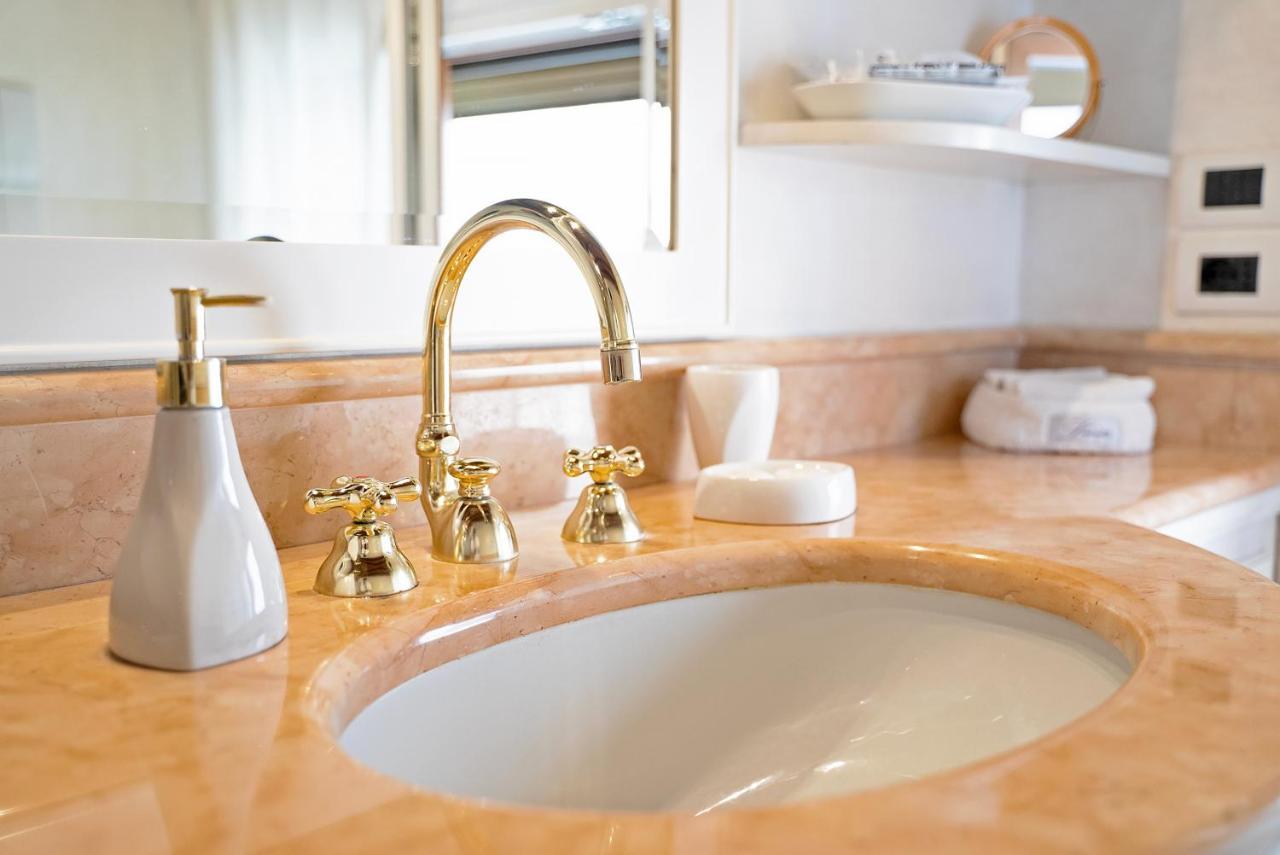 Mini Suite Deluxe Isola Di Mezzo トレヴィーゾ エクステリア 写真